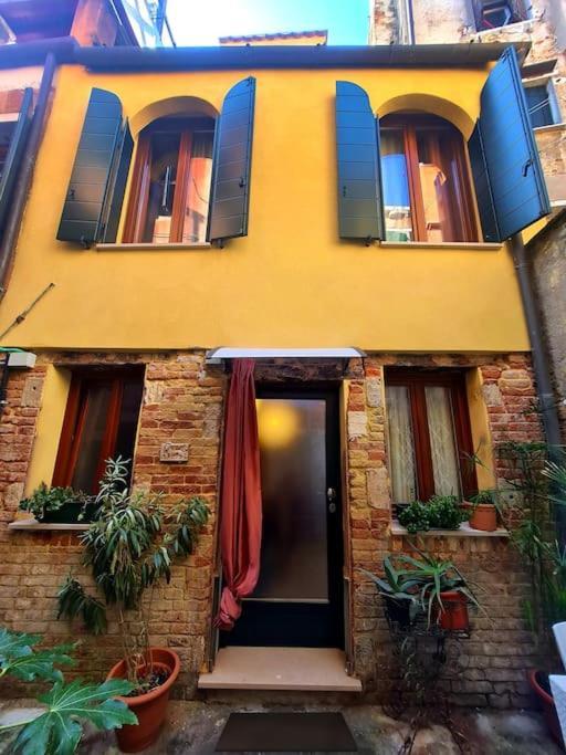 Ca 3 Leoni - Romantic House In The Heart Of Venecia Exterior foto