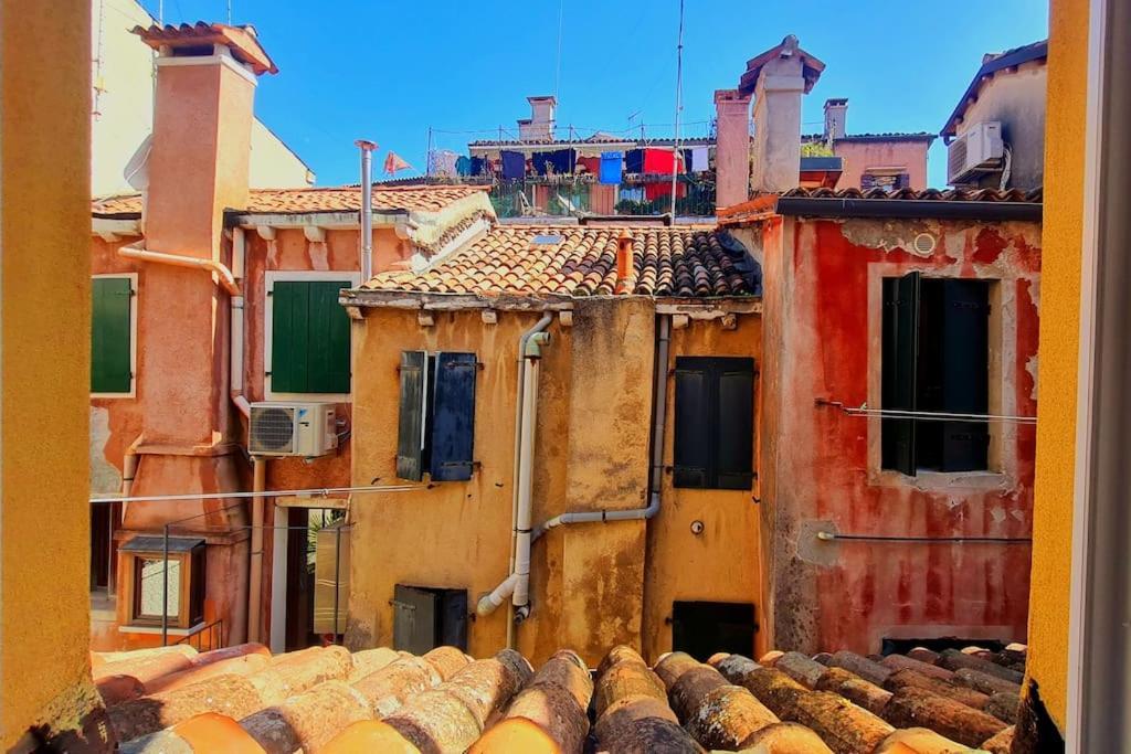 Ca 3 Leoni - Romantic House In The Heart Of Venecia Exterior foto