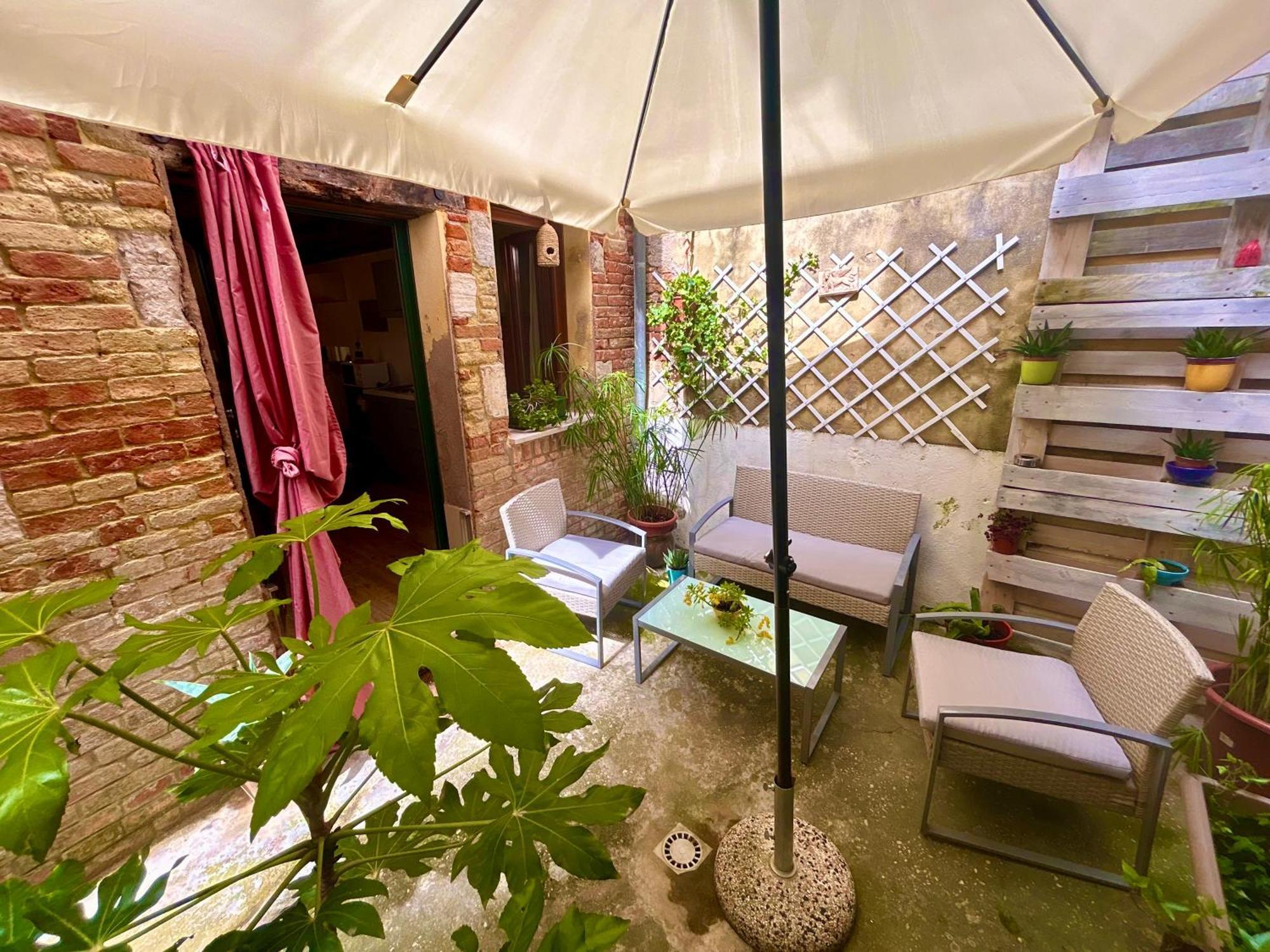 Ca 3 Leoni - Romantic House In The Heart Of Venecia Exterior foto